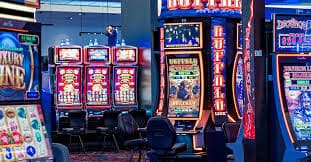 Roulette langsung dengan dealer profesional